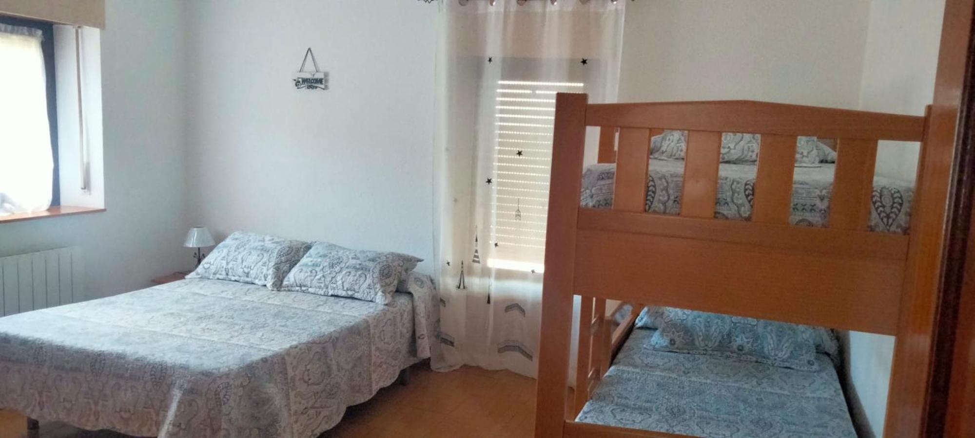 Apartamentos Turisticos El Ponton 阿内罗 外观 照片