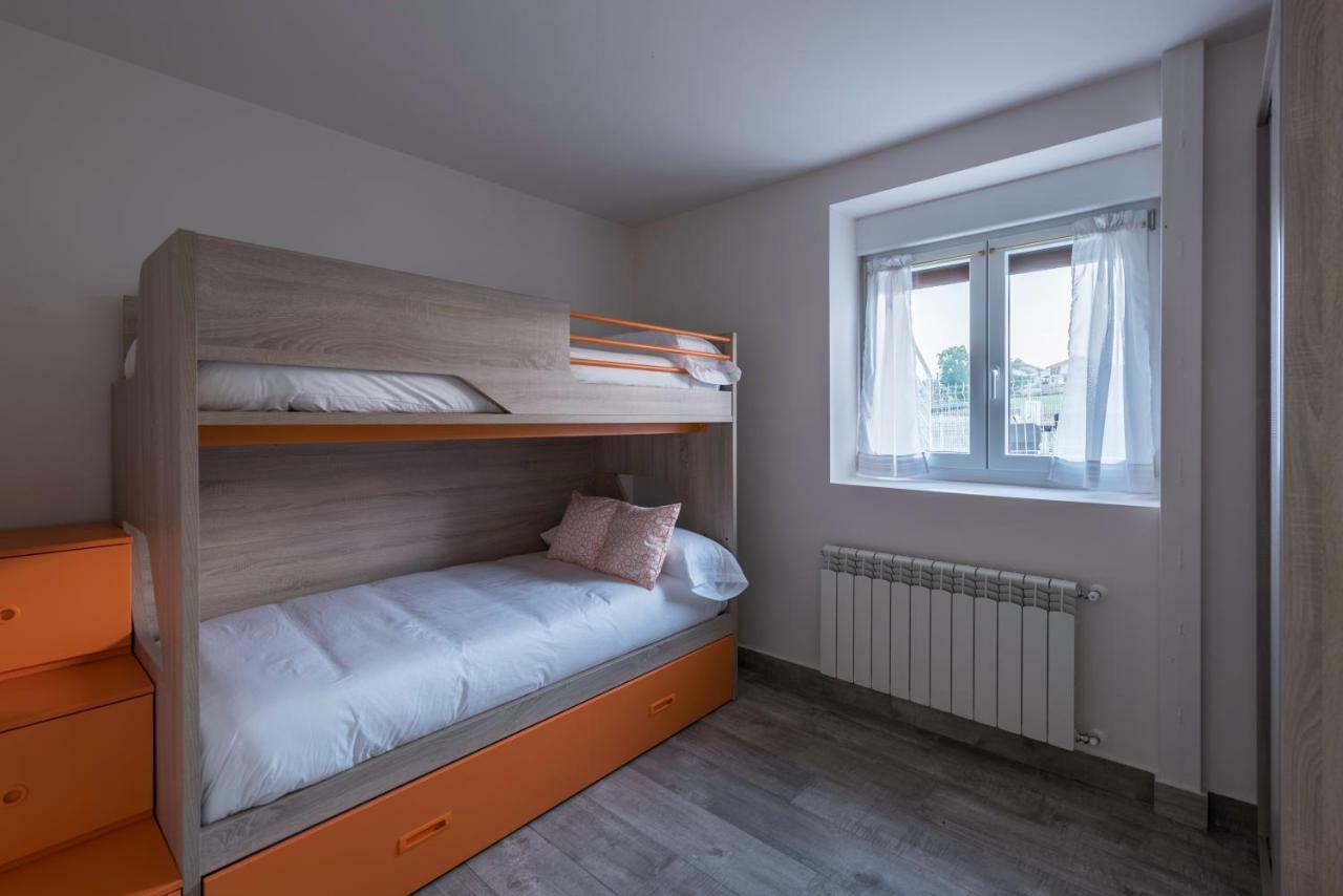 Apartamentos Turisticos El Ponton 阿内罗 外观 照片