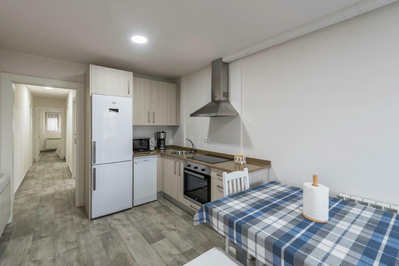 Apartamentos Turisticos El Ponton 阿内罗 外观 照片